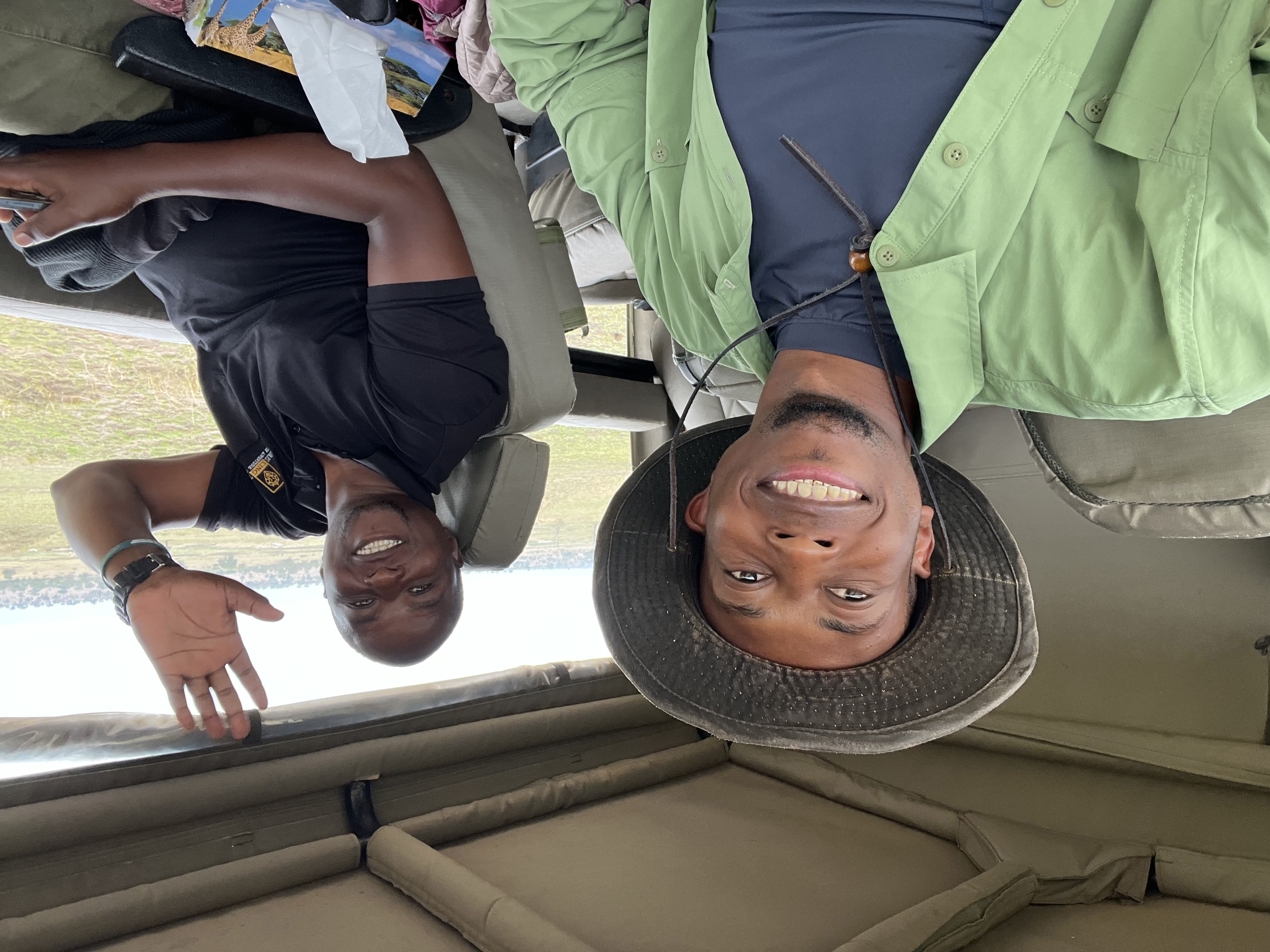 Professional safari guides in Tanzania